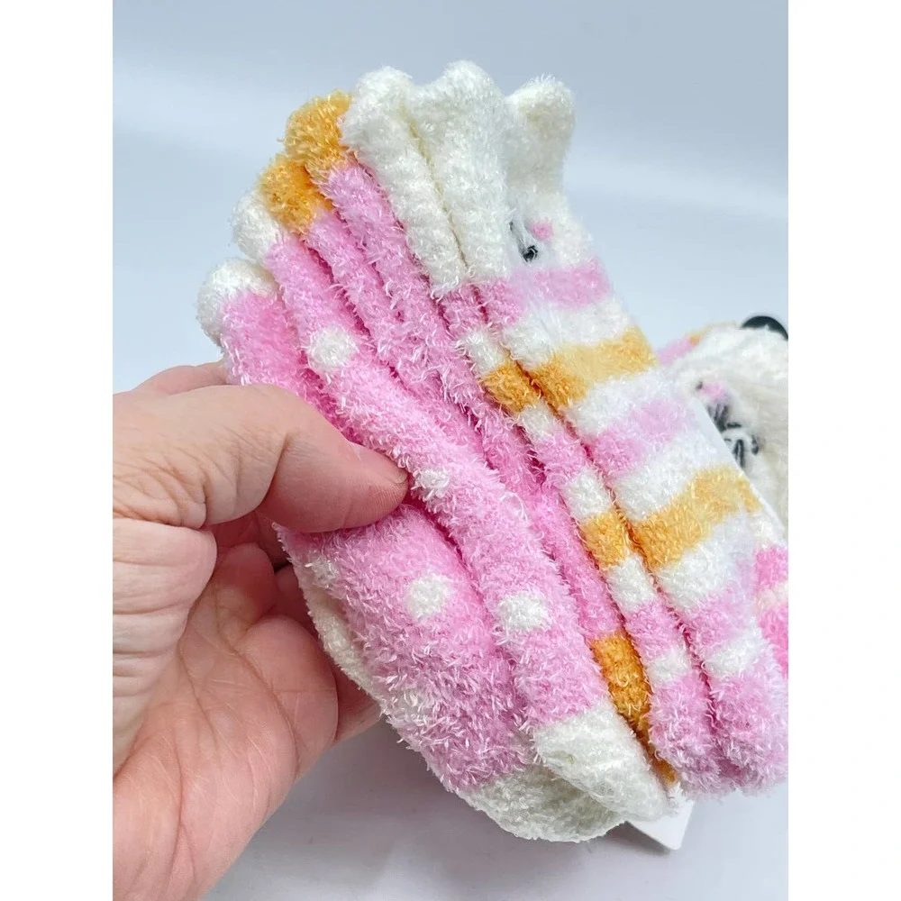 Bundle of (9) NEW NWT Nordstrom Baby Butter Newborn Socks Sze 0-3 Months SOFT! - Picture 5 of 10